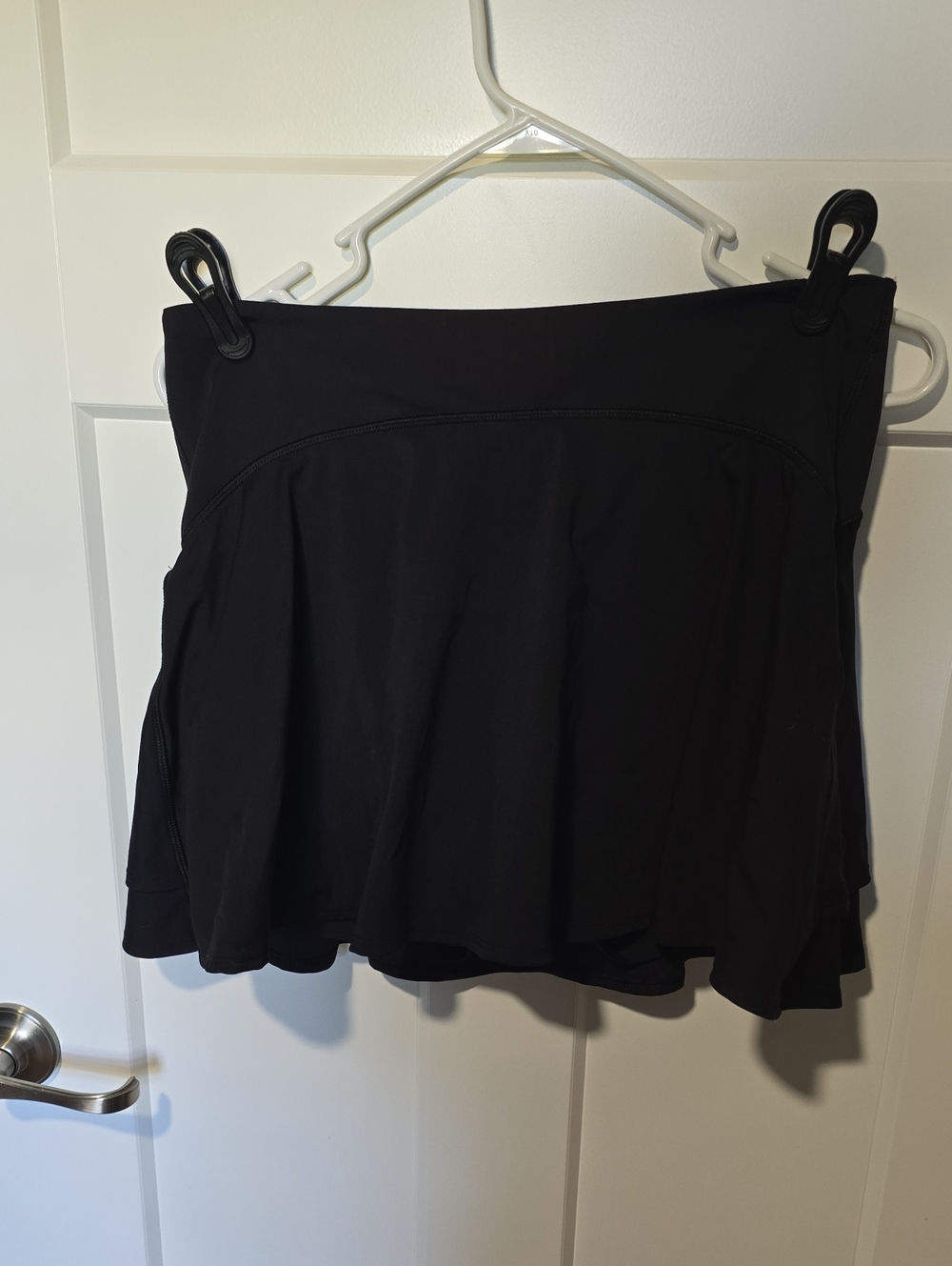 Old Navy Black Active Skort